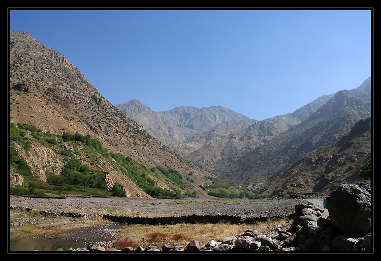 IMG_7482 cs cadre.jpg - Maroc - Vallée d'Armd - Le Toubkal en arrière plan